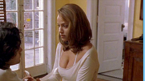 Pic: Leila Arcieri in A Perfect Fit