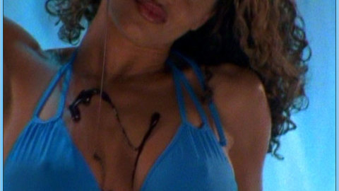 Pic: Leila Arcieri in Son of the Beach