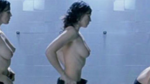 Pic: Monica Bellucci in Agents secrets