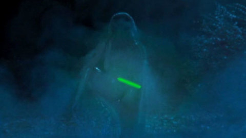 Pic: Charlotte Ross in Moola