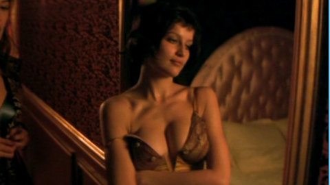 Pic: Laetitia Casta in Rue des plaisirs