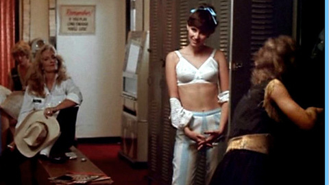 Pic: Gwen Welles in Desert Hearts (1985)