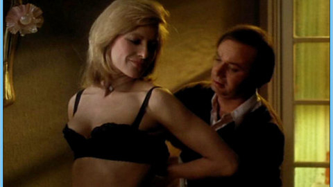 Pic: Nathalie Delon in Sex-shop