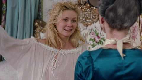 Pic: Kirsten Dunst in Marie Antoinette