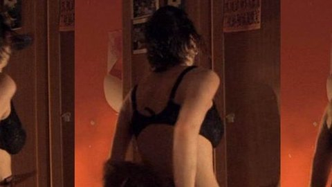 Pic: Lara Belmont in Ashes and Sand