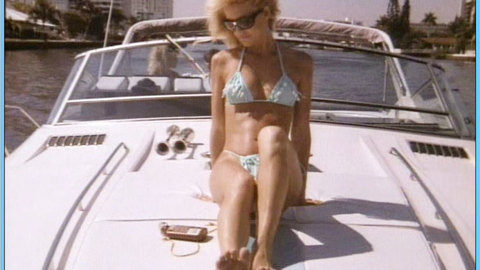 Pic: Janine Lindemulder in Spring Fever USA