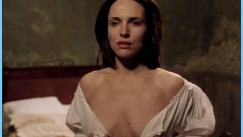 Pic: Ashley Laurence in Warlock III