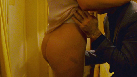Pic: Natalie Portman in Hotel Chevalier