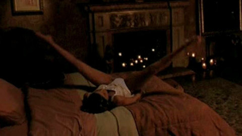 Pic: Tori Spelling in Scary Movie 2 (2001)