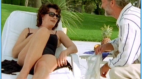 Pic: Iris Berben in Schöne Witwen küssen besser