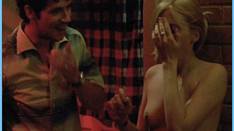 Pic: Isabelle Carr in Les sentiments