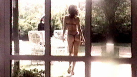 Pic: Nadia Cassini in L' assistente sociale tutta pepe e tutta sale