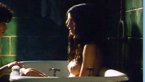 Pic: Ana Alvarez in La madre muerta