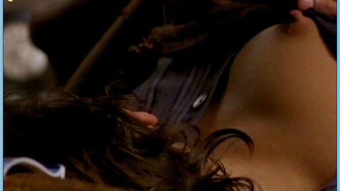 Pic: Emma de Caunes in Sans plomb