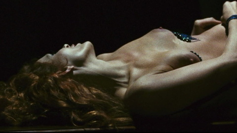 Pic: Erika Blanc in The Night Evelyn Came Out of the Grave