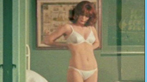 Pic: Edwige Fenech in La soldatessa alle grandi manovre