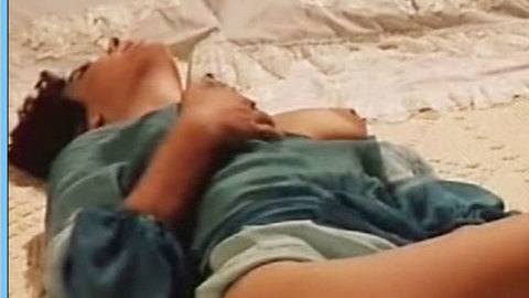 Pic: Edwige Fenech in La moglie vergine