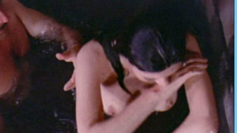Pic: Edwige Fenech in La signora gioca bene a scopa?