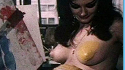 Pic: Edwige Fenech in L' uomo dal pennello d'oro
