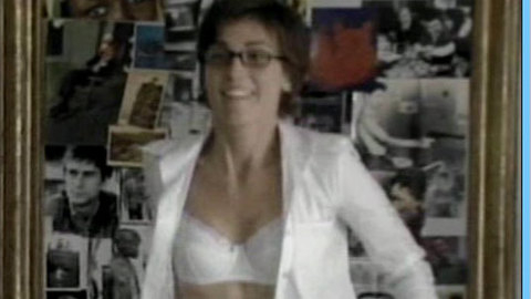 Pic: Julie Gayet in Clara et moi