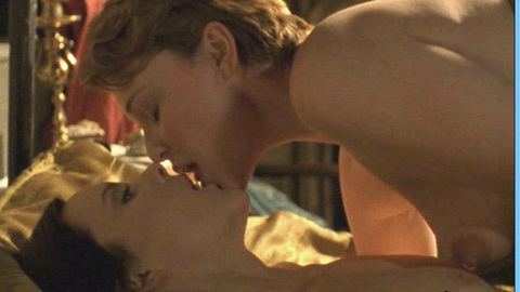 Pic: Keeley Hawes in Tipping the Velvet