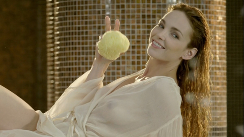 Pic: Claire Keim in La nouvelle Blanche-Neige