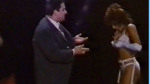 Pic: Carmen Russo in La maestra di sci