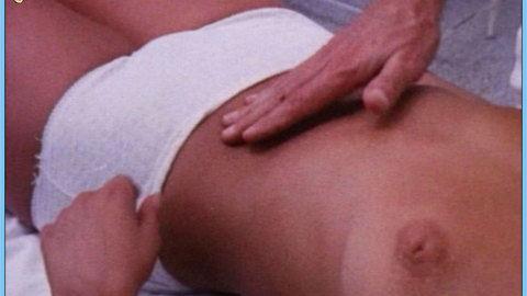 Pic: Gloria Guida in La ragazzina