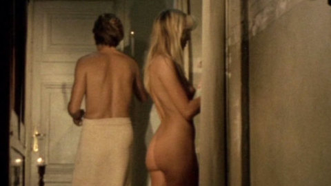 Pic: Gloria Guida in Travolto dagli affetti familiari