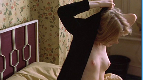 Pic: Claire Skinner in Mauvaise passe