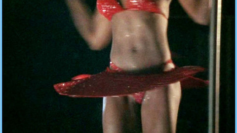 Pic: Kenya Moore in Hot Parts