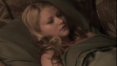 Pic: Emilie de Ravin in Carrie