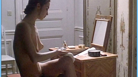 Pic: Myriem Roussel in Tristesse et beauté