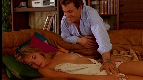 Pic: Myriem Roussel in Bleu comme l'enfer