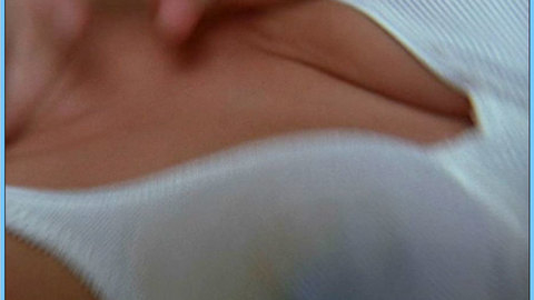 Pic: Linda Cardellini in Strangeland (1998)