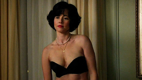 Pic: Linda Cardellini in Mad Men