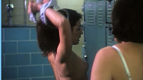 Pic: Yeniffer Behrens in Angel Blue