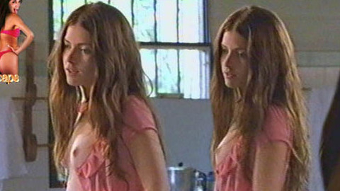 Pic: Ana Paula Tabalipa in Luna Caliente