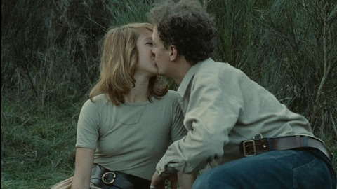 Pic: Nathalie Baye in The Mouth Agape