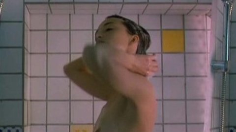 Pic: Hélène de Fougerolles in Que la lumiere soit