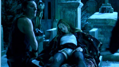 Pic: Hélène de Fougerolles in Mortel transfert