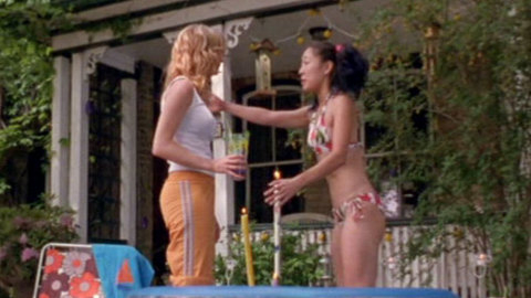 Pic: Sandra Oh in Cake