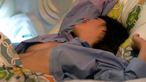 Pic: Lindsay Sloane in Weeds