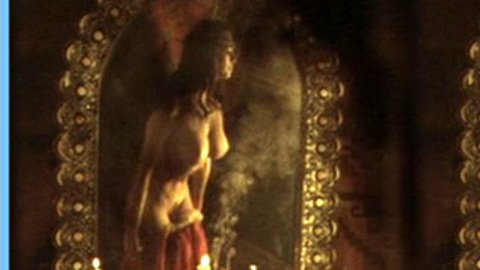 Pic: Manuela Arcuri in Mad Love