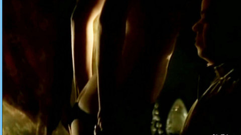 Pic: Natalia Wörner in Der Elefant vergißt nie