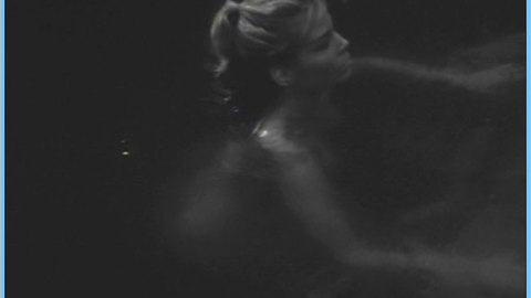 Pic: Alexandra Stewart in L' Eau à la bouche