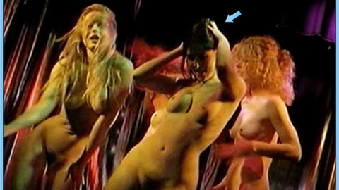 Pic: Mathilde Seigner in Le sourire