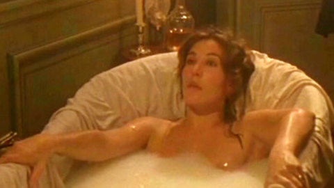 Pic: Mathilde Seigner in Madame Sans-Gêne