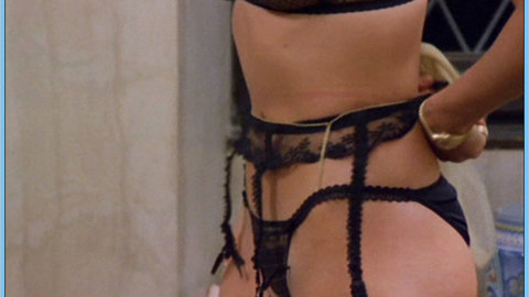 Pic: Janet Agren in La profesora de educación sexual