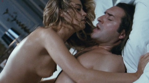 Pic: Vahina Giocante in 99 francs